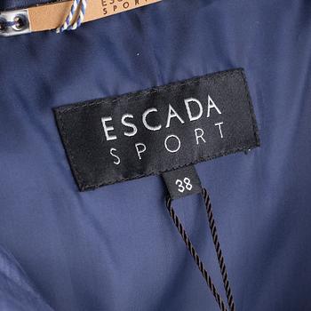 DUNJACKA, Escada Sport.