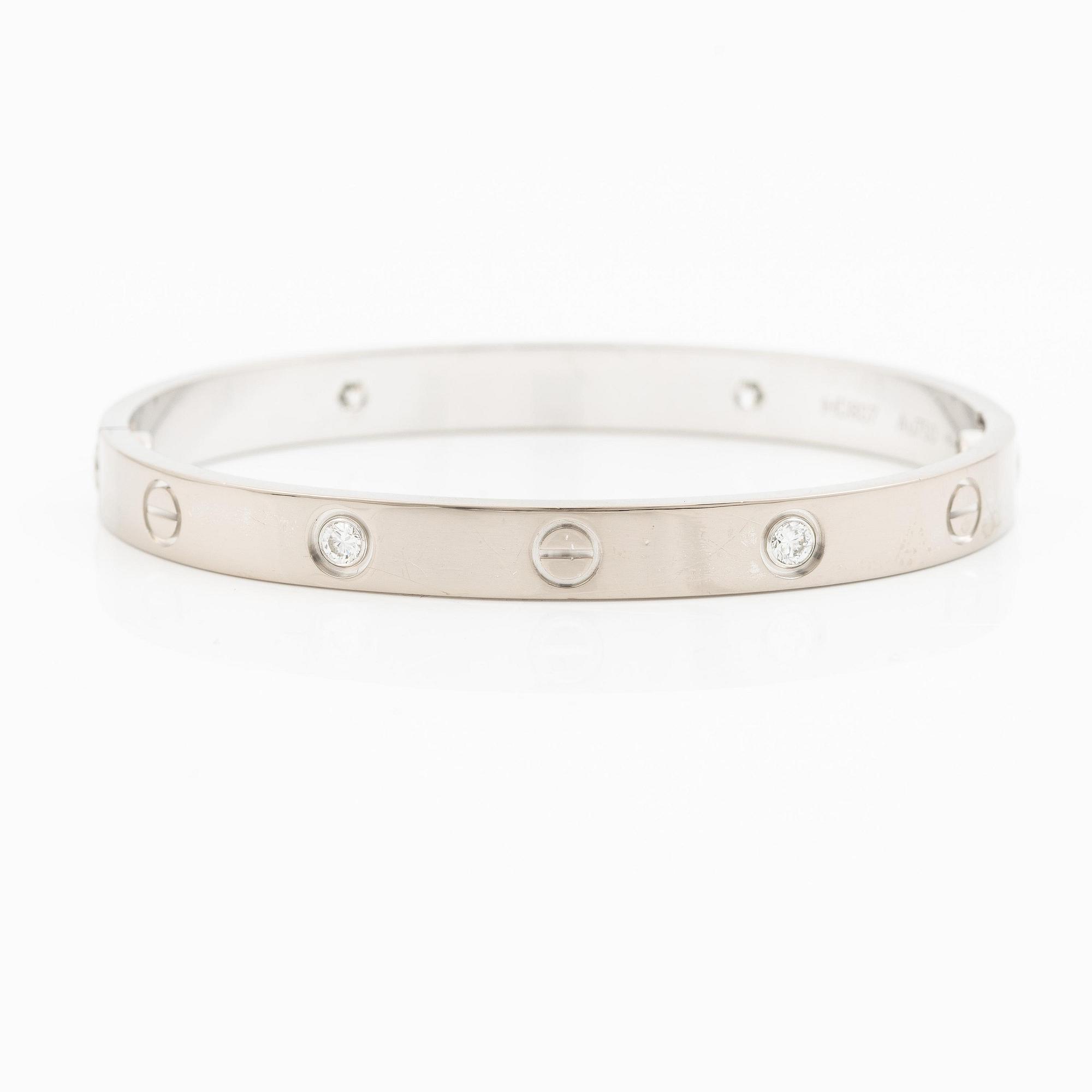 Cartier armband "Love" 18K vitguld med fyra runda briljantslipade diamanter.