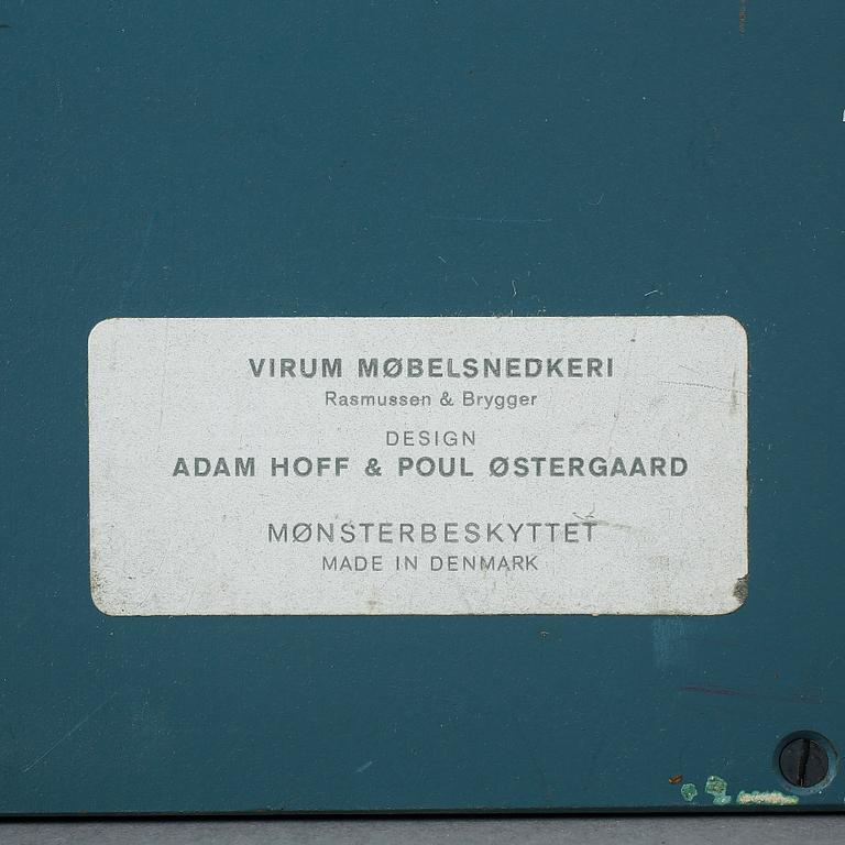 KLÄDHÄNGARE, Adam Hoff och Paul Östergaard, Virum Möbelsnedkeri Rasmussen & Brygger.