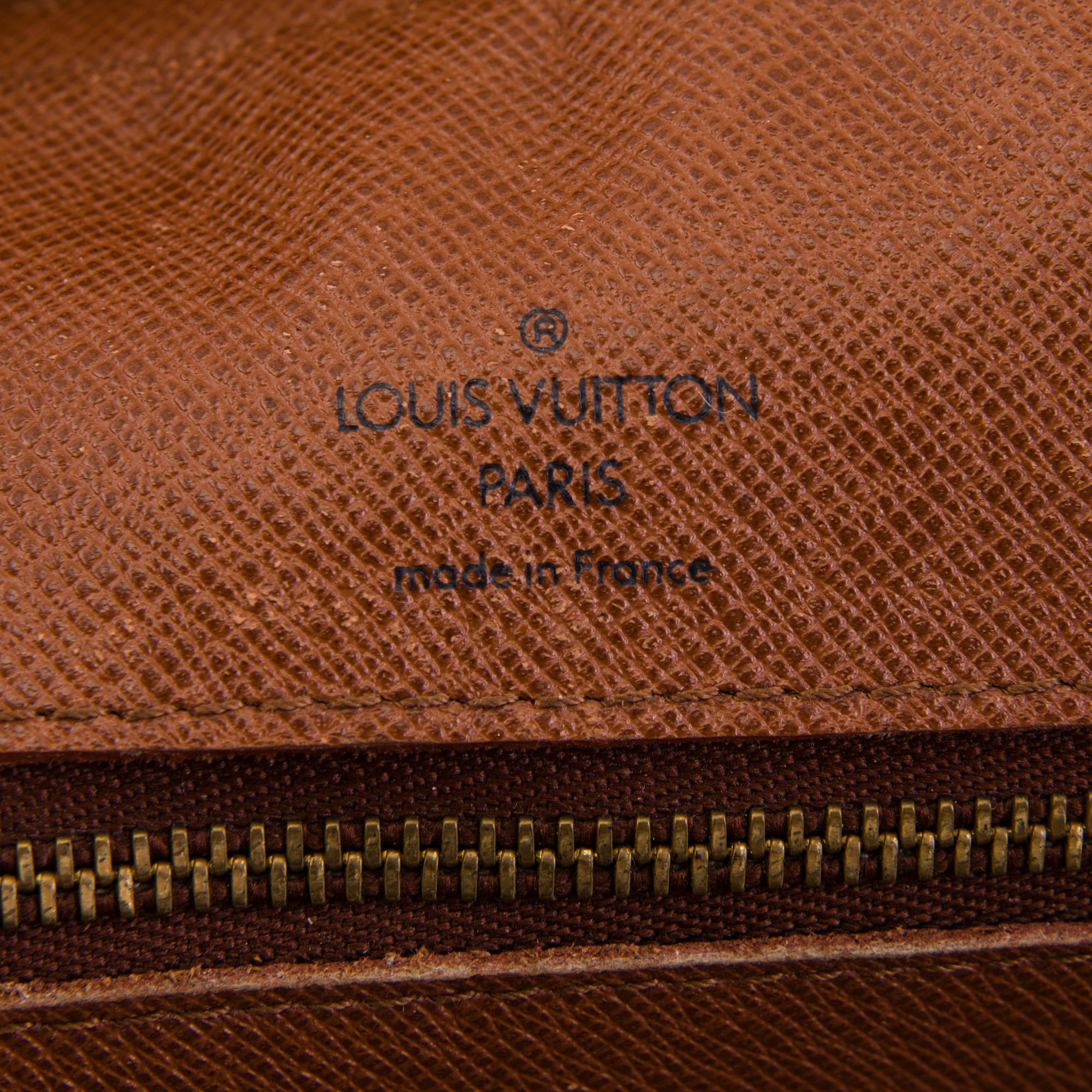 LOUIS VUITTON, "Port Documents Voyage" Portfölj samt Document Holder.