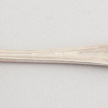 Bestickuppsättning i schatull, 190 delar, silver, modell "Kungsholm", CG Hallberg, Stockholm, bl a 1954.