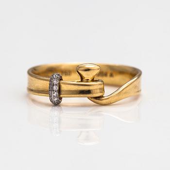 Vivianna Torun Bülow-Hübe, Ring "Torun", 18K guld och diamanter ca 0.05 ct tot. Georg Jensen Danmark.