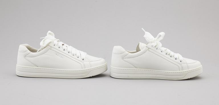 PRADA, sneakers, två par, storlek 35,5.