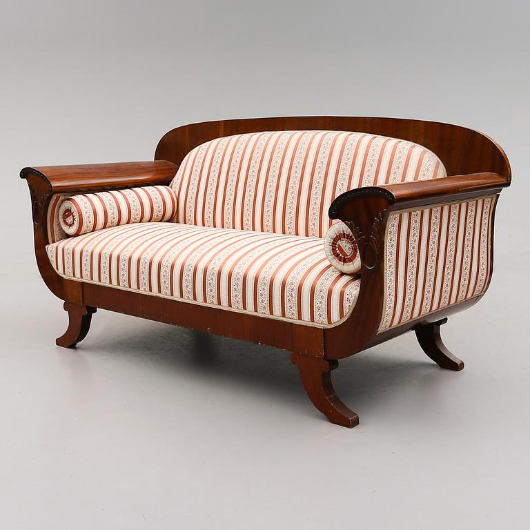 SOFFA, Karl Johan-stil, 1900-talets första hälft.