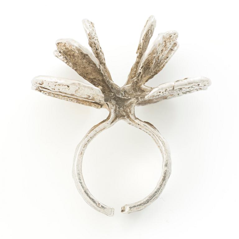 Theresia Hvorslev, ring, sterling silver, Mema, Lidköping, 1972.