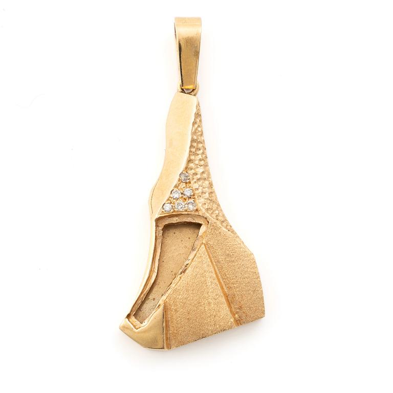 Pendant, 18K gold with small brilliant-cut diamonds.