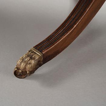 MATSALSBORD, 3 delar (+ 2 iläggsskivor), England, 1900-tal.