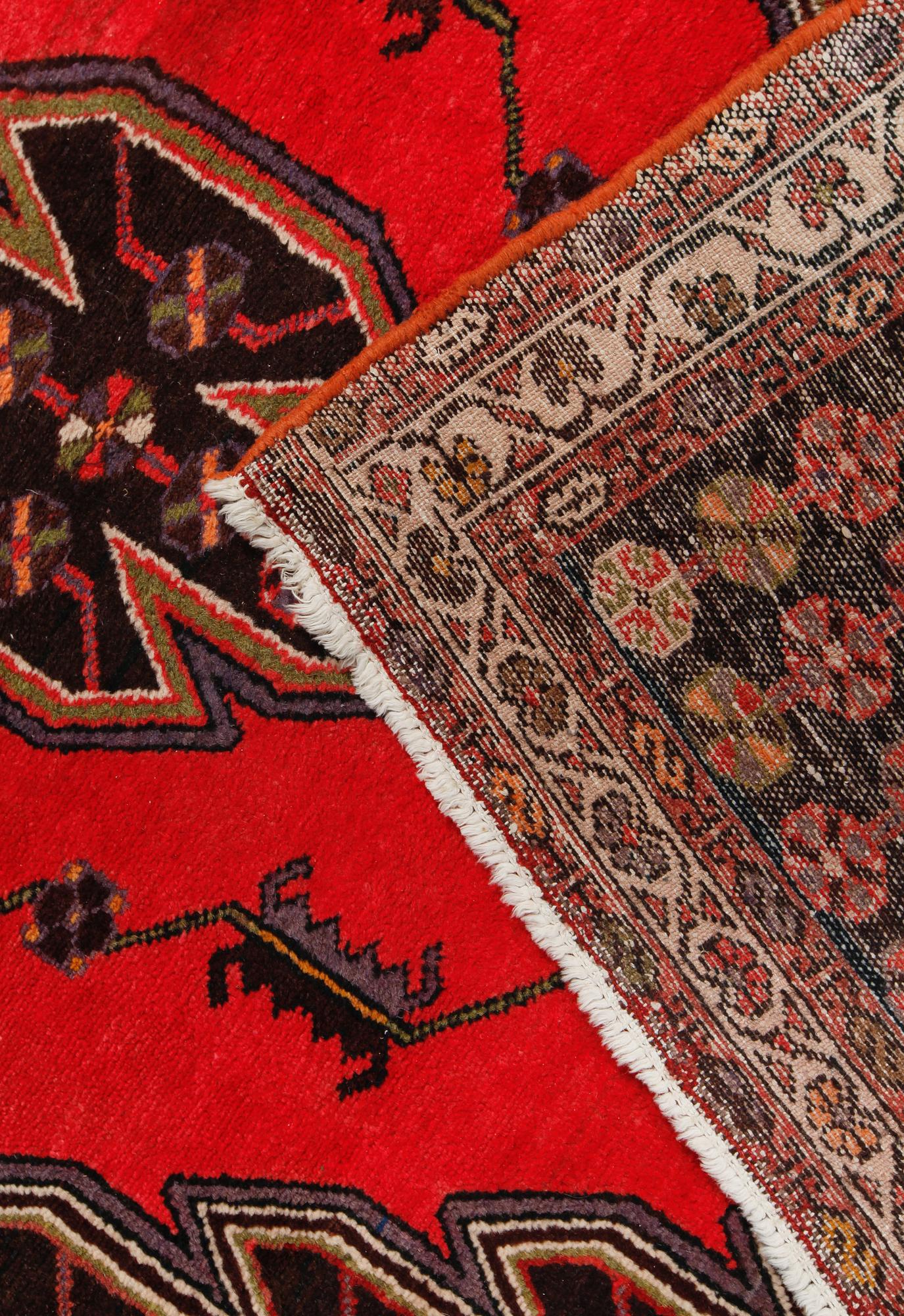 MATTA, orientalisk, 1900-talets senare del, ca 192 x 129 cm.