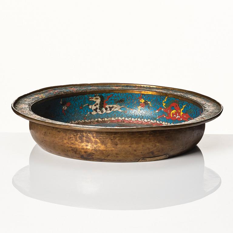 Handfat, cloisonné. Sen Mingdynasti (1368-1644).
