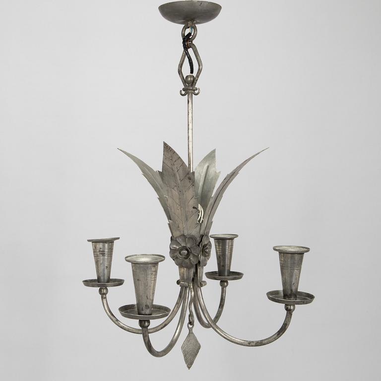 Paavo Tynell, a 1930's 'R3/1703' chandelier for Taito.