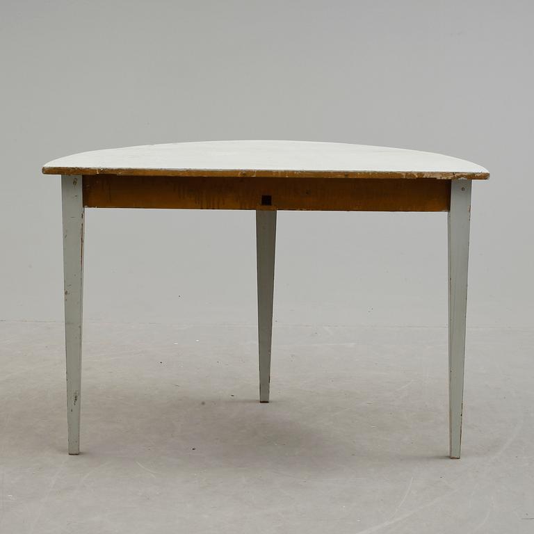 MÅNBORD, 1800-talets mitt.