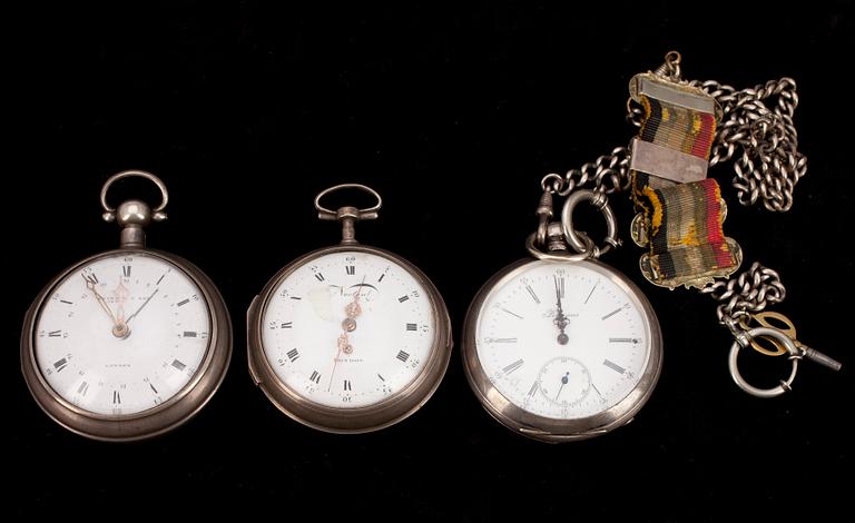 FICKUR, 3 st, i silver.  England sent 1700-tal, England tidigt 1800-tal, Tyskland sent 1800 tal.