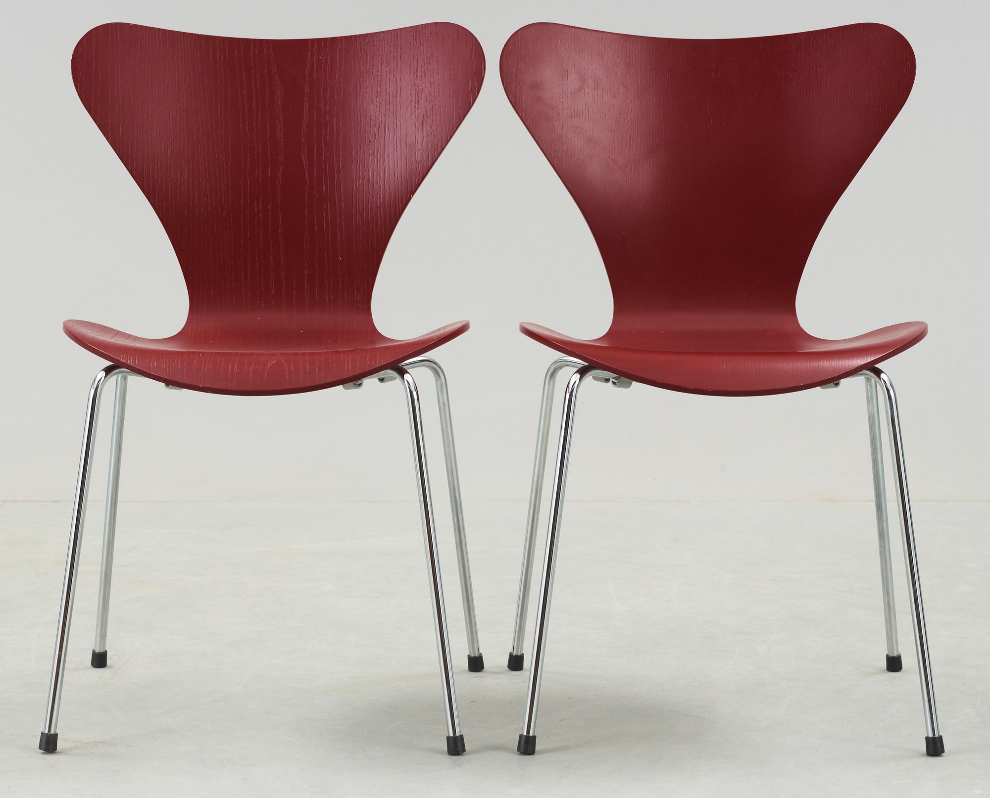 STOLAR, ett par, "Sjuan", Arne Jacobsen, Fritz Hansen.