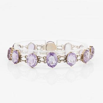 Bracelet, silver with amethysts.