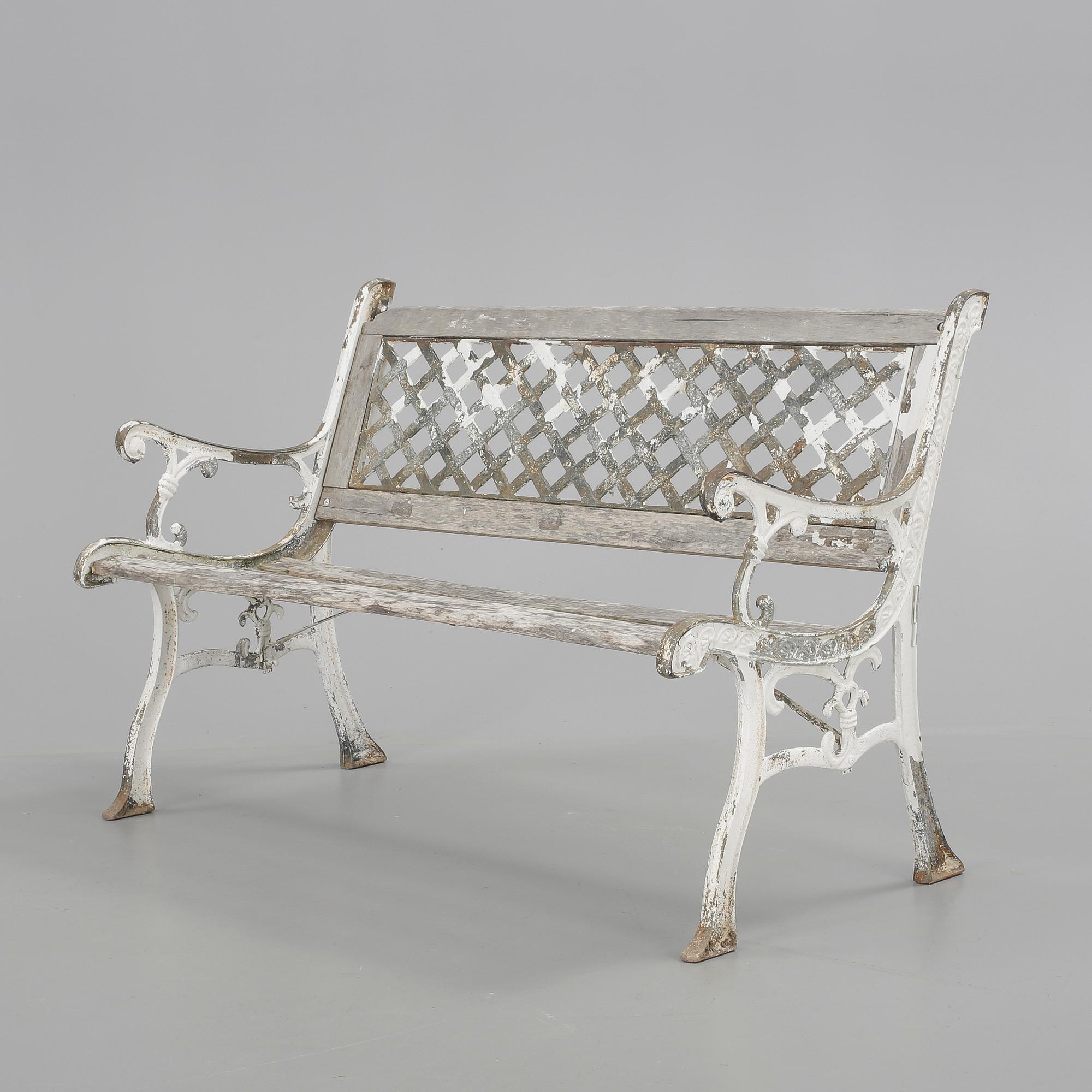 TRÄDGÅRDBÄNK, 1900-talets första hälft.