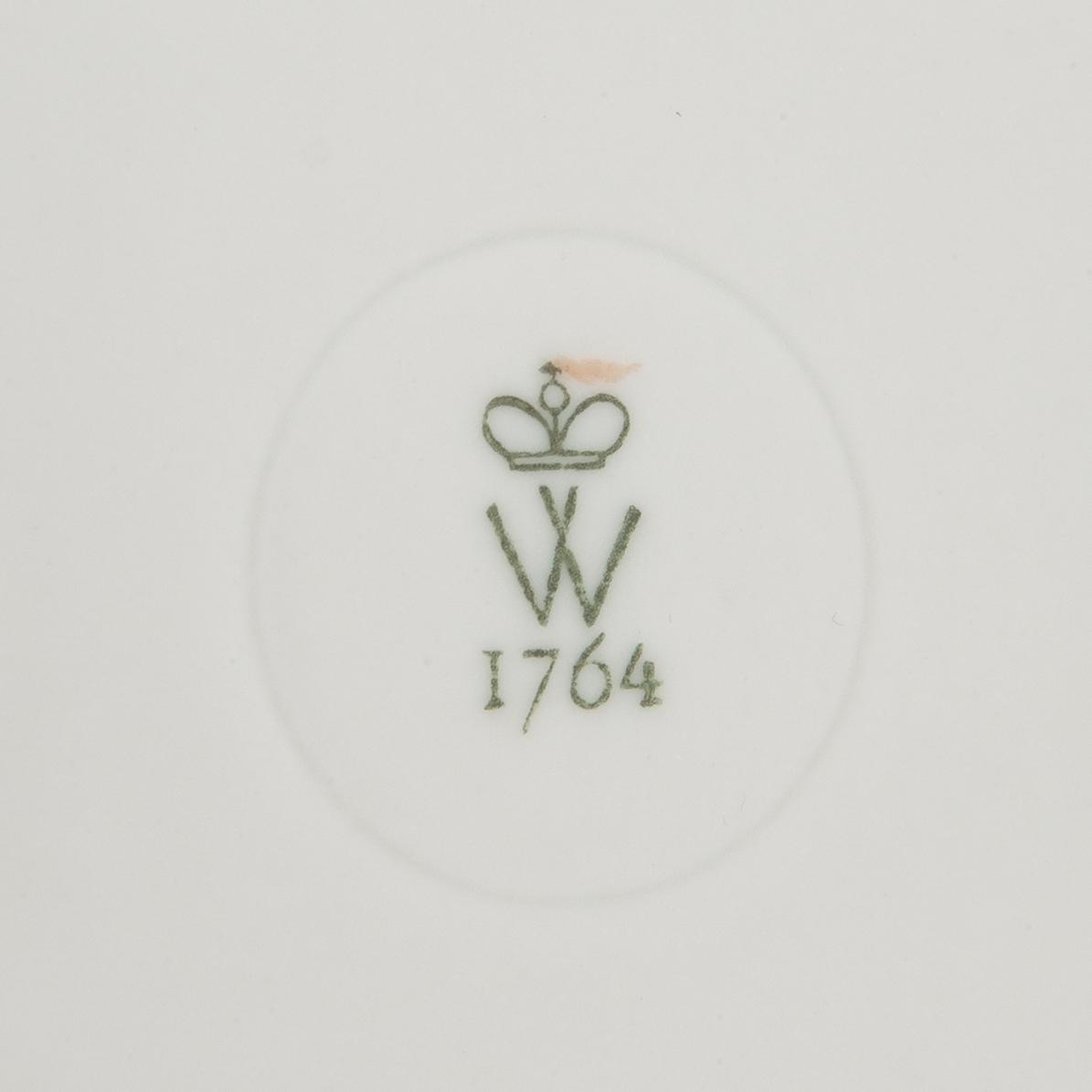 Figure Wallendorf Germany Art Deco first half of the 20th century porcelain.