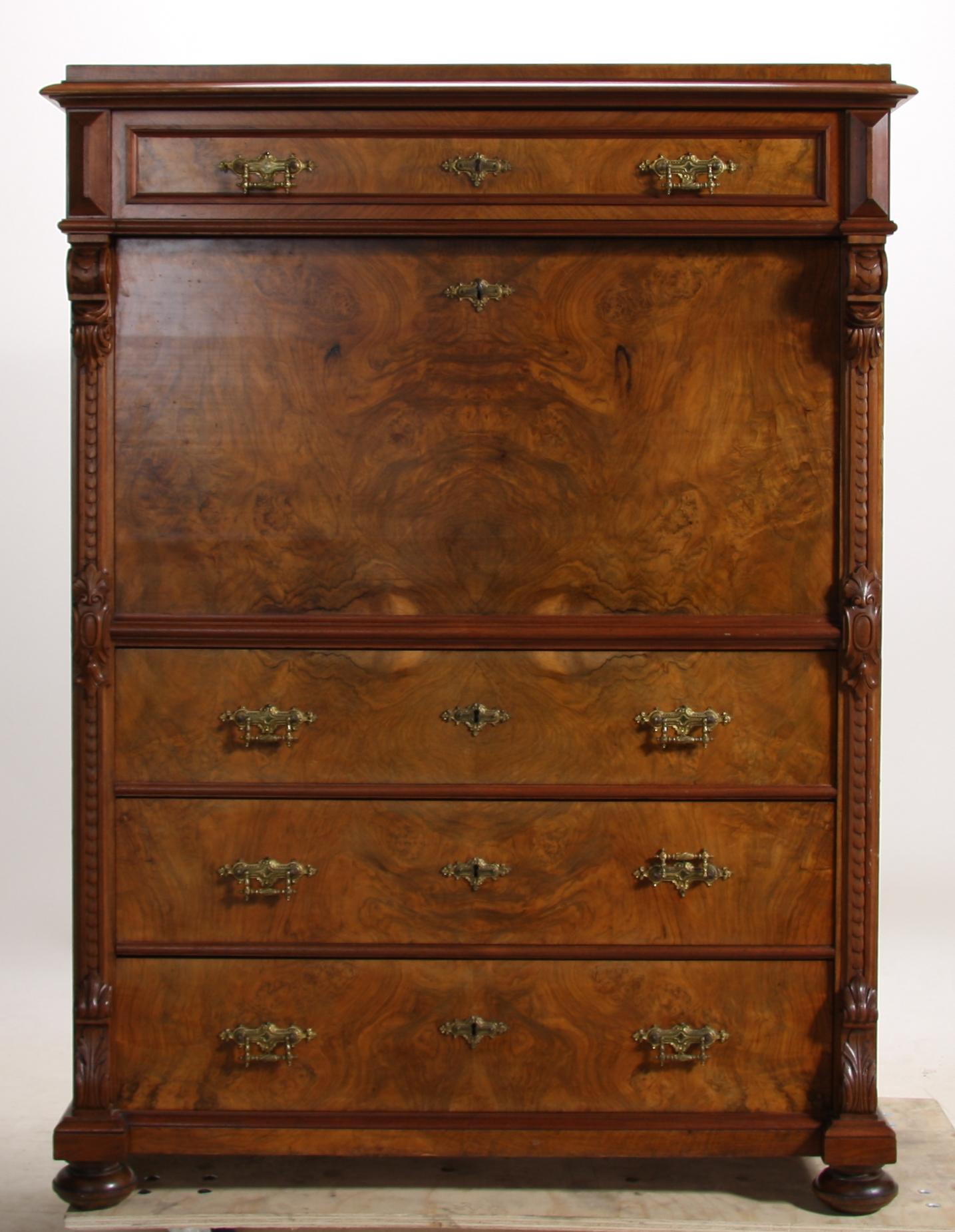 CHIFFONJE, nyrenässans, 1800-talets andra hälft.