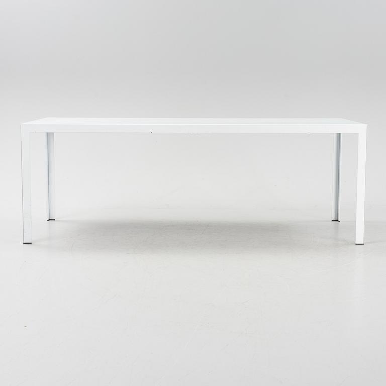 A 'Progetto' desk by Monica Armani for B&B  Italia. 21st Century.