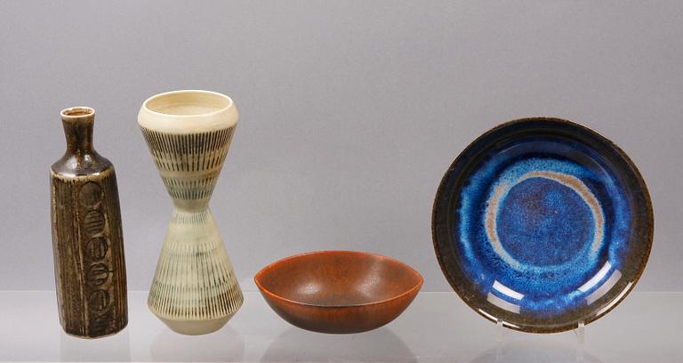 VASER samt SKÅLAR, 4 delar, stengods, Carl-Harry Stålhane, Rörstrand samt Designhuset.