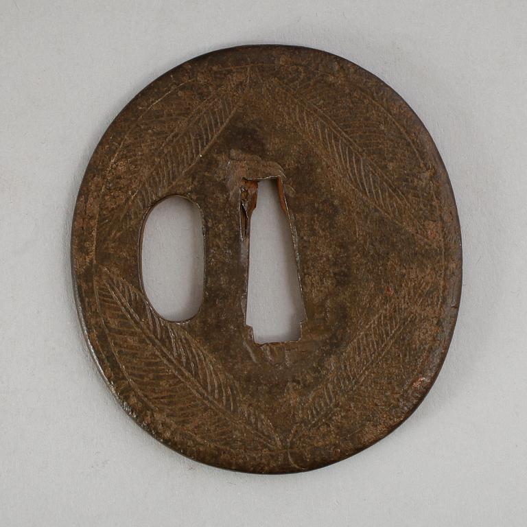 TSUBA, järn, Japan, 1600-/1700-tal.