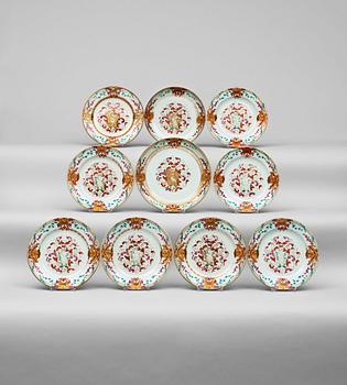 A part armorial dinner service, Qing dynasty, Qianlong (1736-95). (10 pieces).