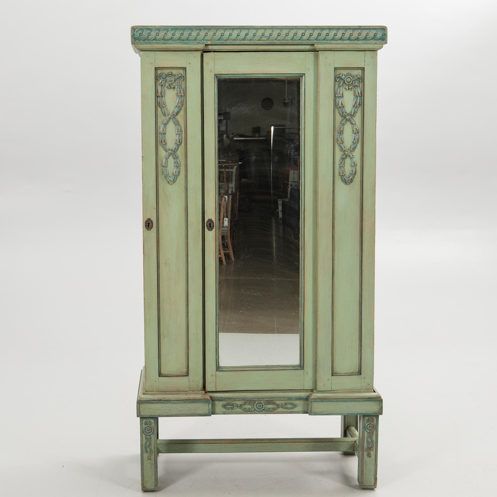 Wardrobe, Gustavian style, late 19th century/early 20th century.