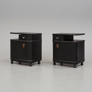SÄNGBORD, ett par. 1930-tal.