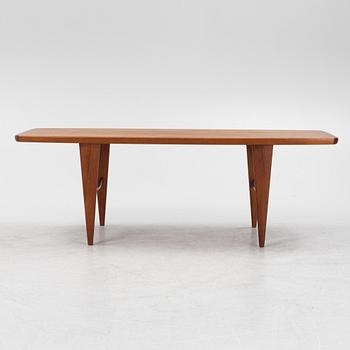 Svante Skogh, A teak coffee table from Seffle.