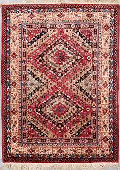 MATTA, semiantik/old, Kazak, ca 268 X 199 cm.