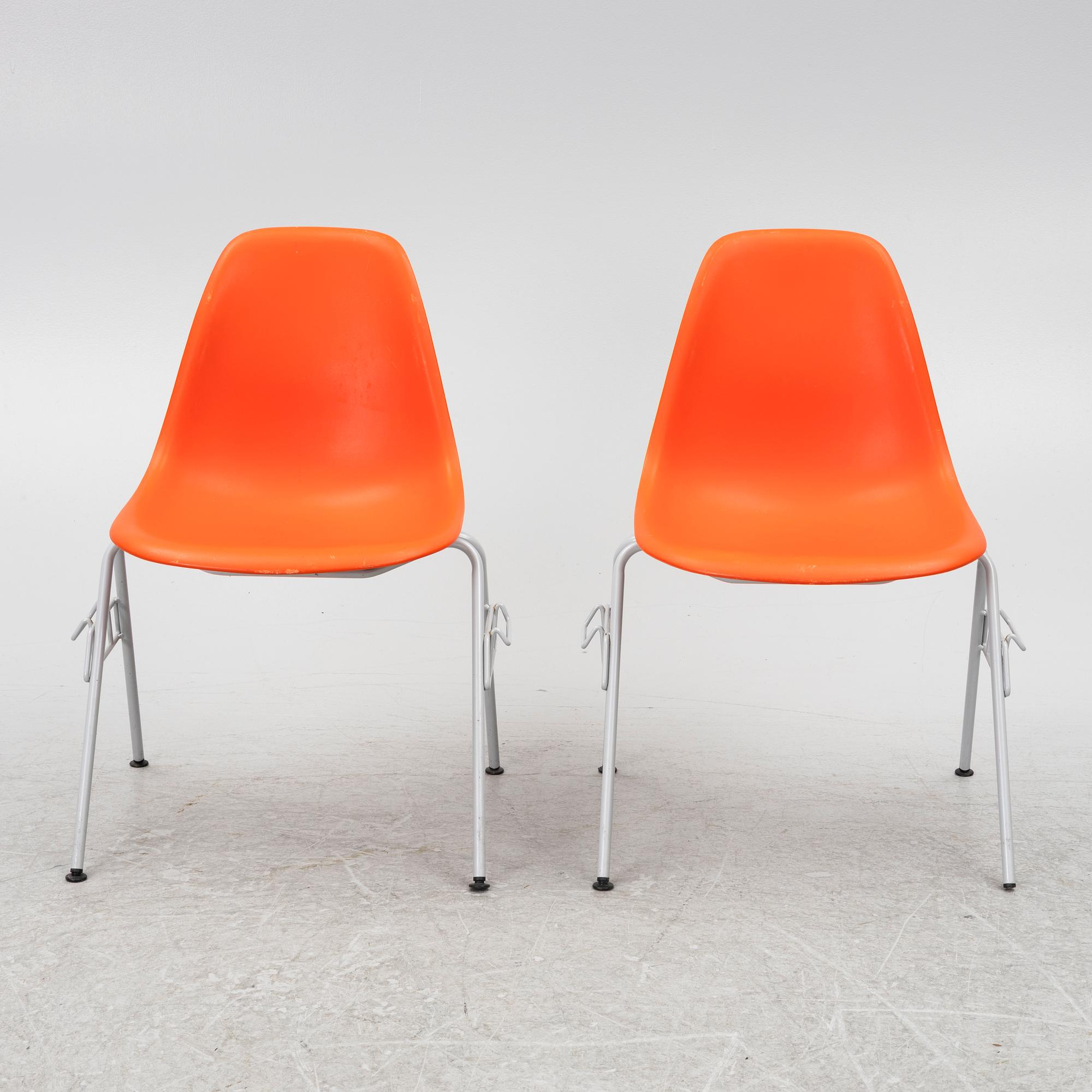 Charles & Ray Eames, six 'DSS' chairs, Vitra.