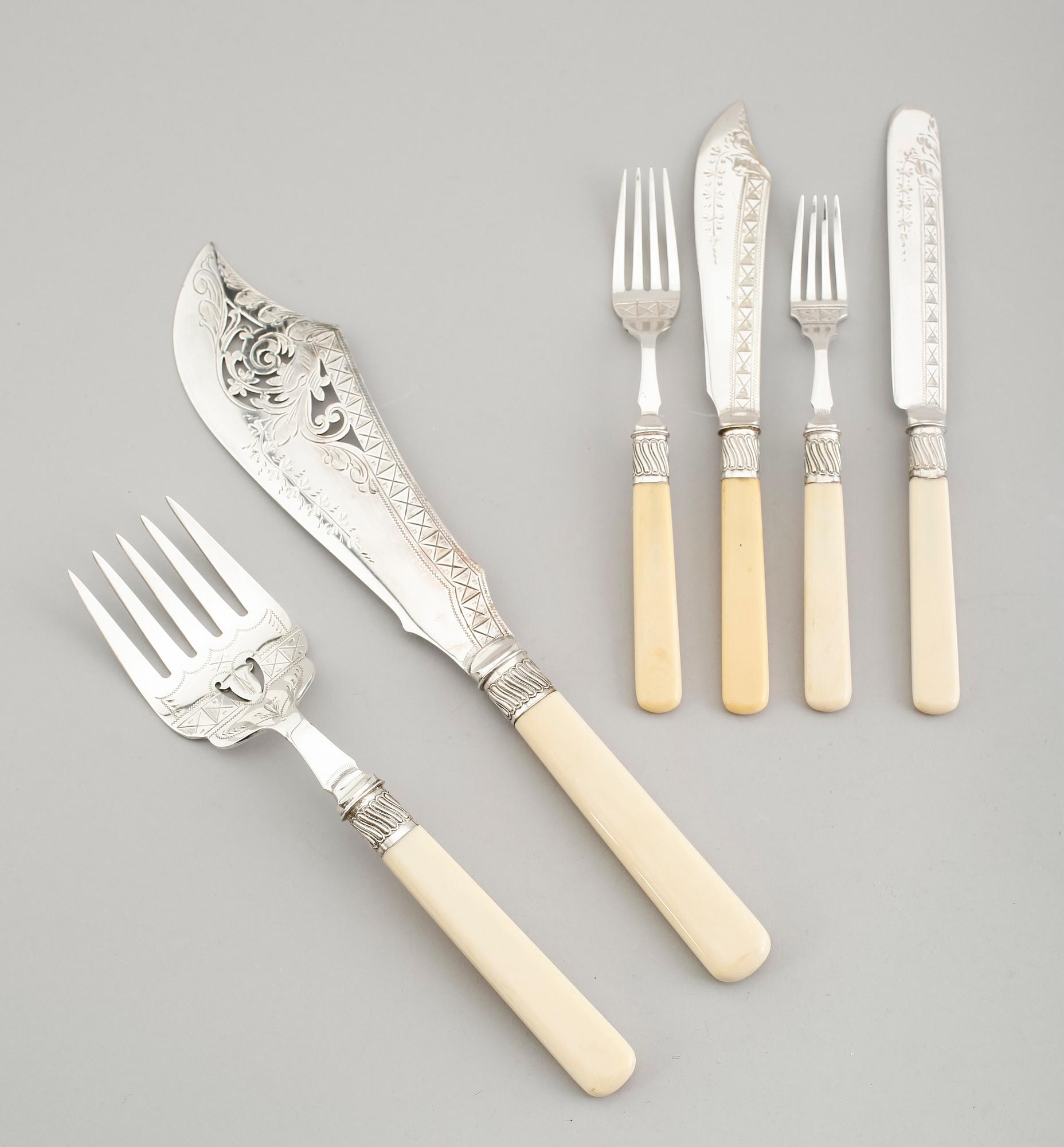 FISKBESTICK, 26 delar, nysilver, England, 1900-talets första hälft.