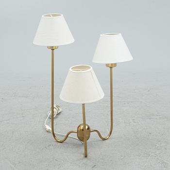 Josef Frank, table lamp, model 2468, Firma Svenskt Tenn.