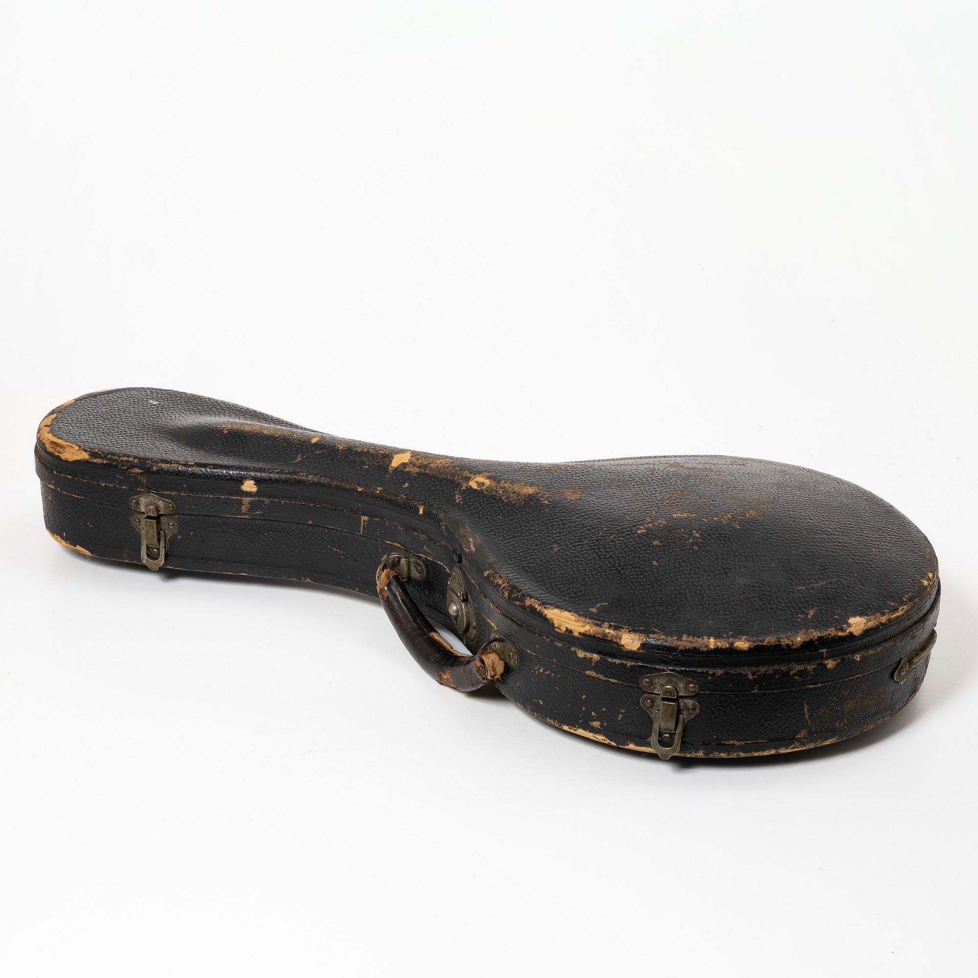 Gibson, mandolin, "A4", USA, 1918.