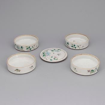 PARTI PORSLIN, 4 delar. Kina. 1800/1900-tal.