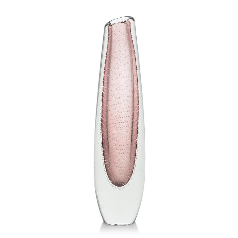 Gunnel Nyman, maljakko, signeerattu G. Nyman, Nuutäjärvi Notsjö -54.