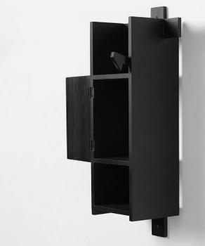 John Kandell, väggskåp, variant av "Arkitektskåpet", ed. 6/20, Källemo, Värnamo, efter 1989.