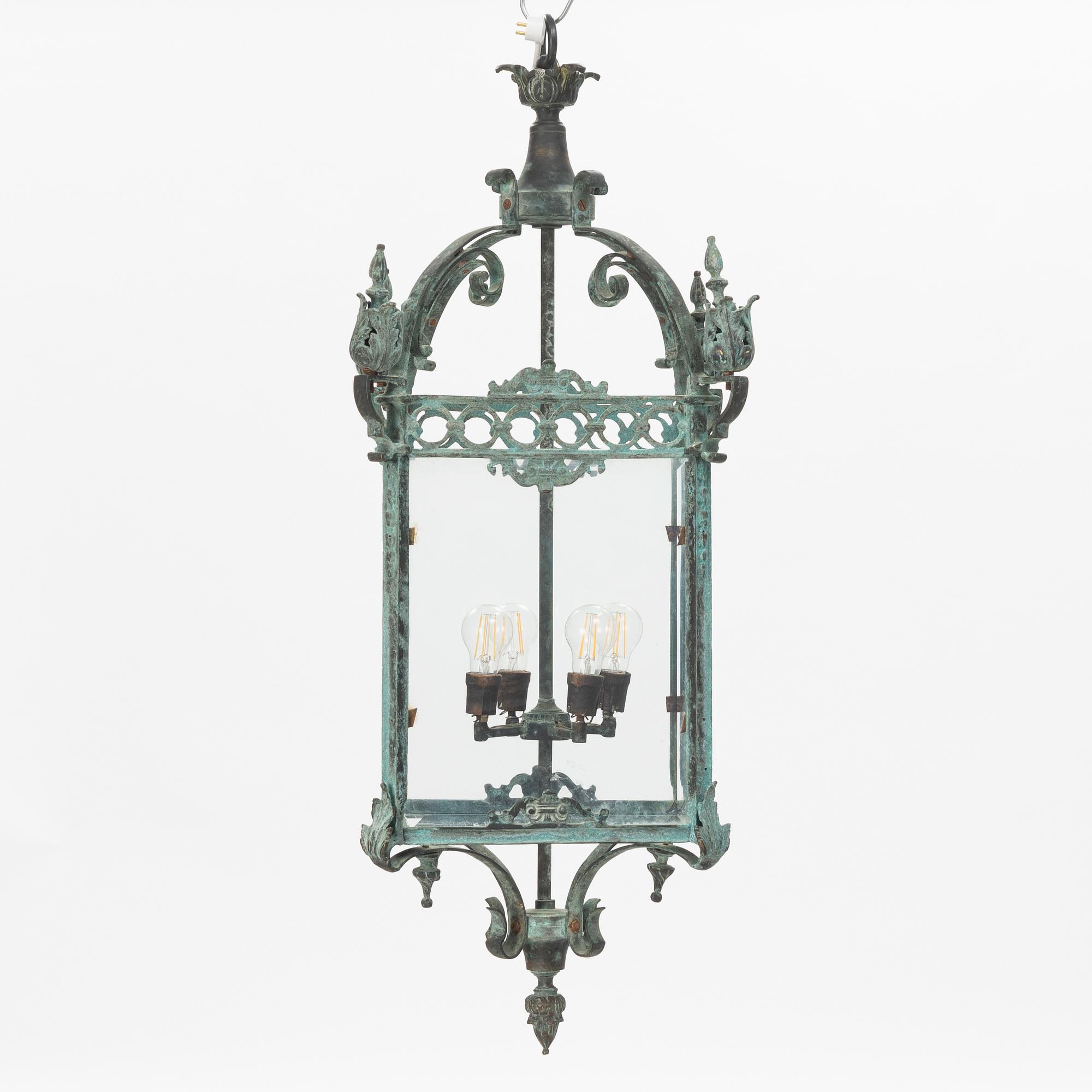 A 20th century ceiling lantern.