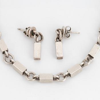 WIWEN NILSSON, chain, including earrings.
