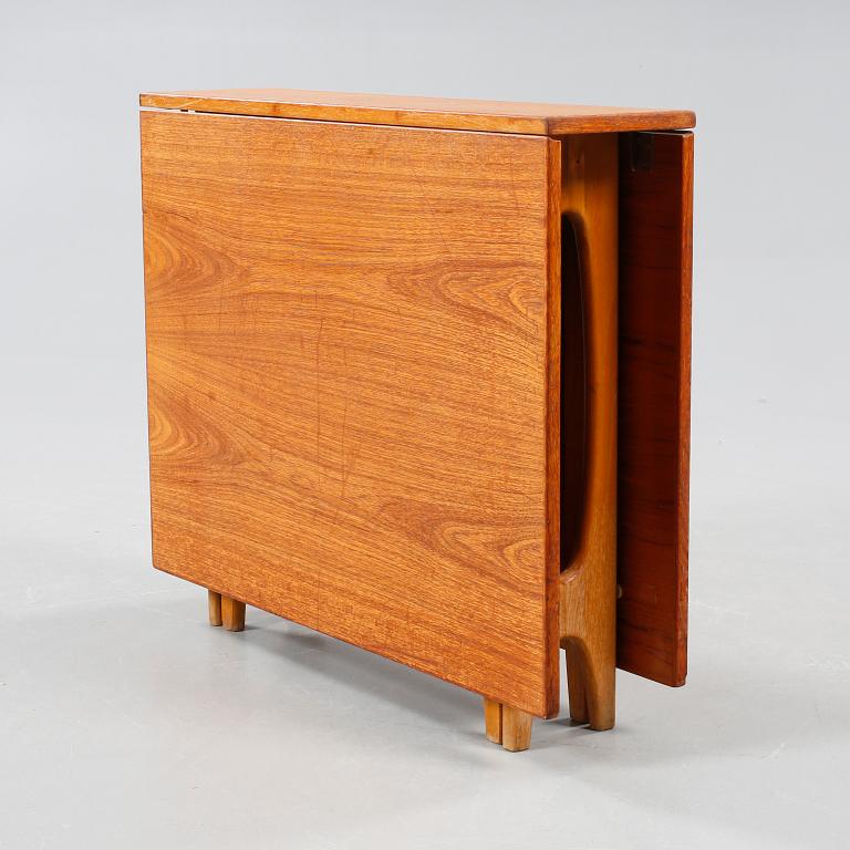 A table by Bent Winge for Kleppes Møbelfabrik in Norway from the second halt of the 20th century.