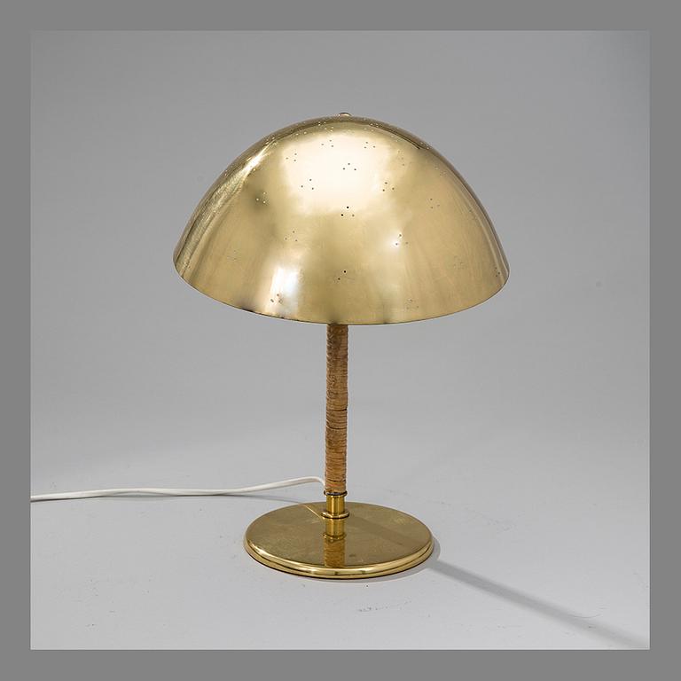 PAAVO TYNELL, TABLE LAMP. Manufactured by Taito Oy, 1940s.