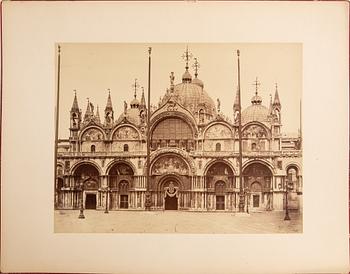 Photographs 11 sheets Italy including Milan and Venice around 1900.