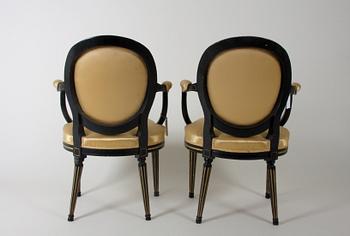 KARMSTOLAR, ett par, sengustavianska provinsarbeten, 1800-talets början.