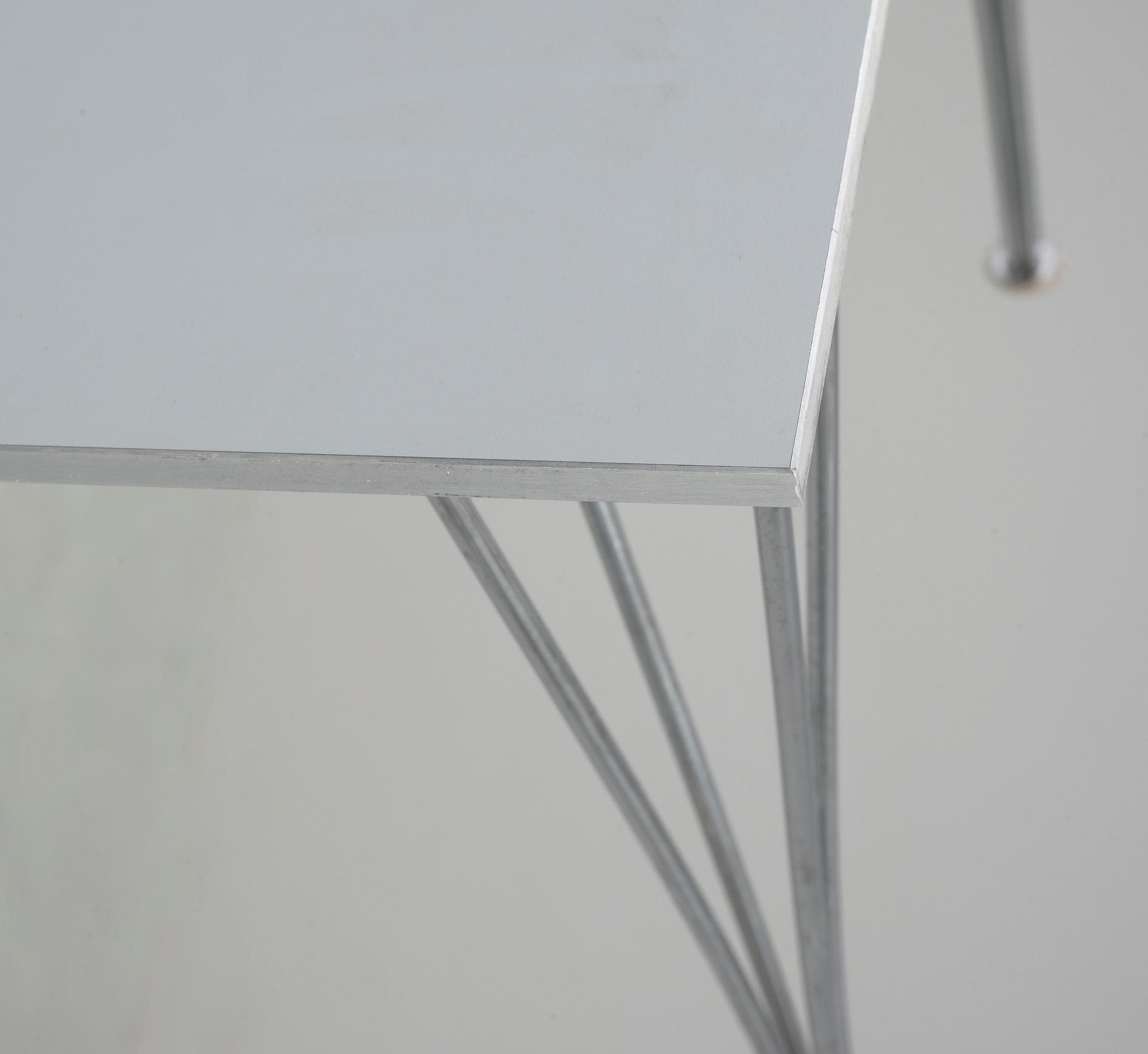 BORD, Bruno Mathsson och Piet Hein för Fritz Hansen.