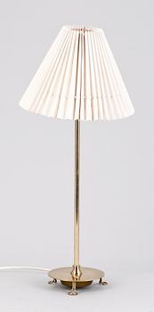 BORDSLAMPA, Josef Frank , Svenskt Tenn, 1900-talets andra hälft. Modell 2552 Formgiven 1938.