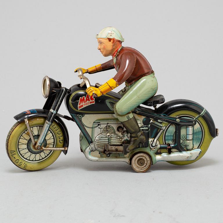 A tinplate Arnold Mac 700 motorcycle, Germany, 1950s.