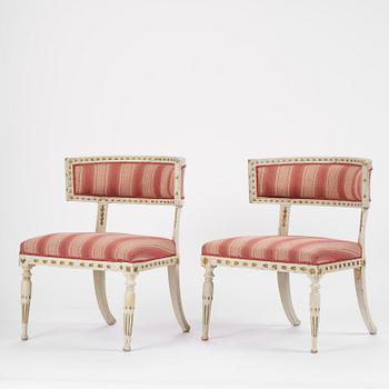 A pair of late Gustavian Klismos chairs by E- Ståhl (master in Stockholm 1794-1820).
