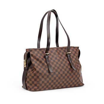 538. LOUIS VUITTON, a damier ebene shoulder bag, "Chelsea".