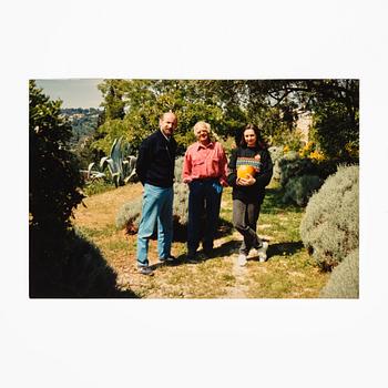 Hans Hedberg, a faience sculpture of an apple, Biot, France 1980s. Signed book included.