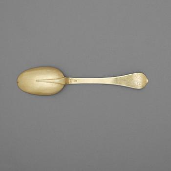 527. A Swedish 18th century silver-gilt spoon, marks of Johan Dragman, Arboga (1701-1746).