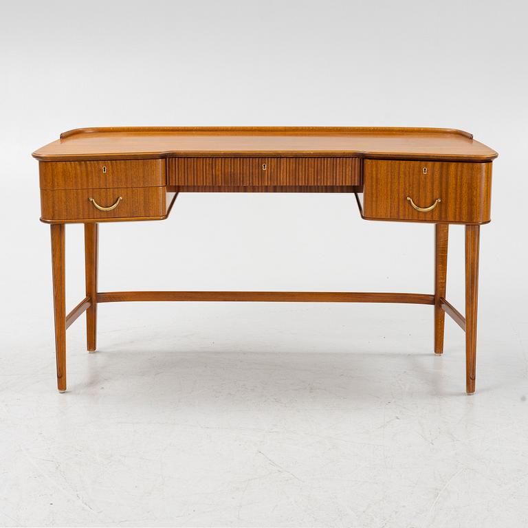 A Swedish Modern dressing table and a stool, AB Förenade Möbelfabrikerna, Linköping, 1940's.